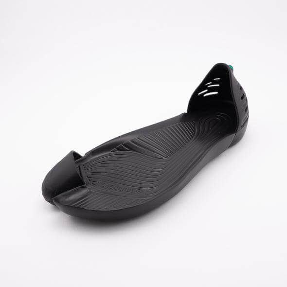 iguaneye-toe-shoes-BB